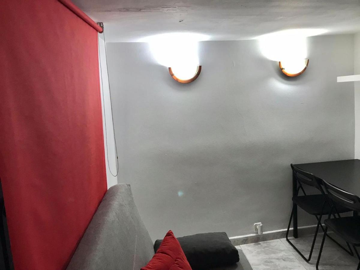 Agradable Apartamento En Zona Malasana Madrid Apartment Exterior foto