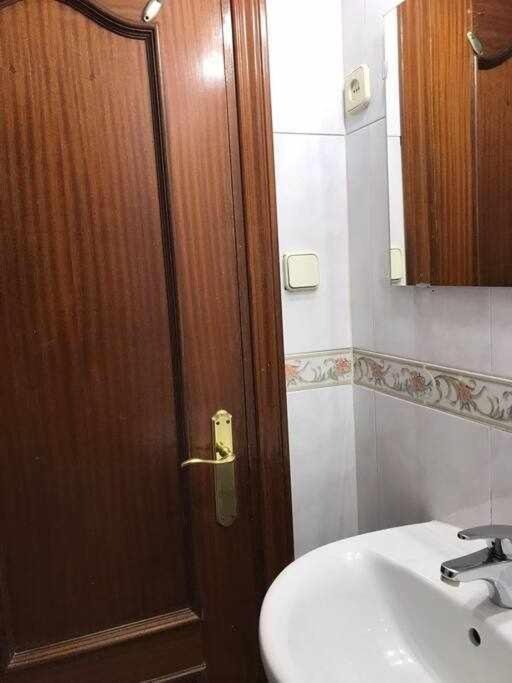 Agradable Apartamento En Zona Malasana Madrid Apartment Exterior foto